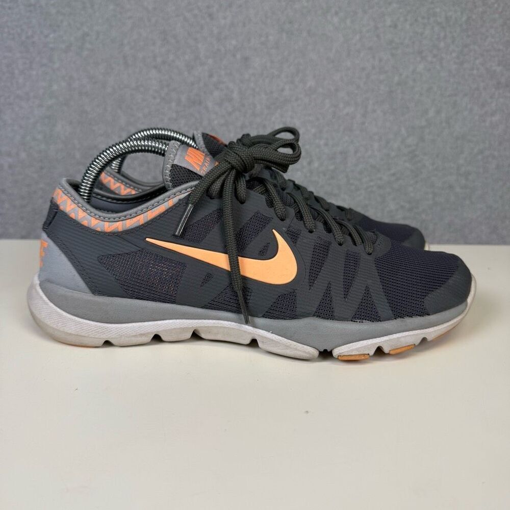 Women’s Nike Flex Supreme TR3 US 9.5 Athletic Shoes Trainers Black Orange